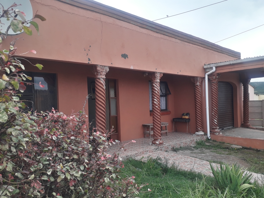 3 Bedroom Property for Sale in Kwa Nobuhle Eastern Cape